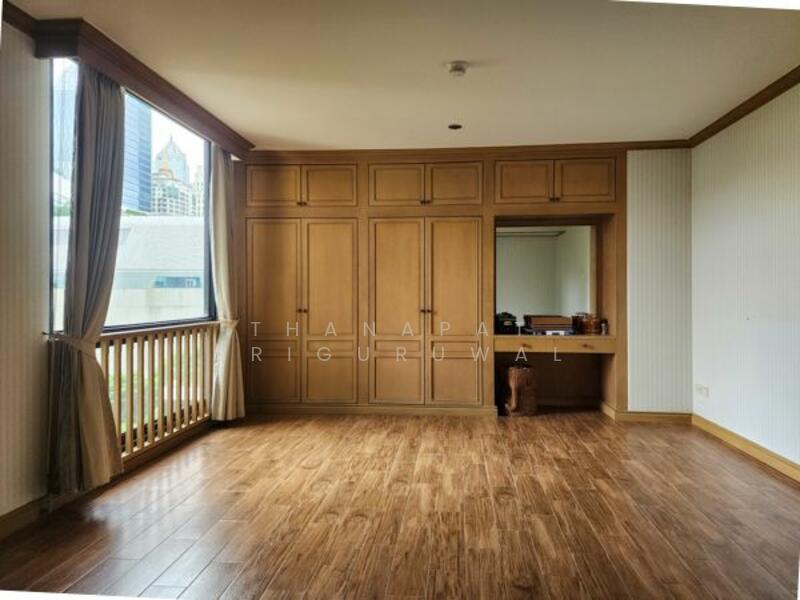 Somkid Gardens, Bangkok, Ploenchit, Lumphini, Pathum Wan, Bangkok, 3 Bedrooms, 211 sqm, Condo For Sale, by Thanapat Sriguruwal, 500147699 - DDproperty.com