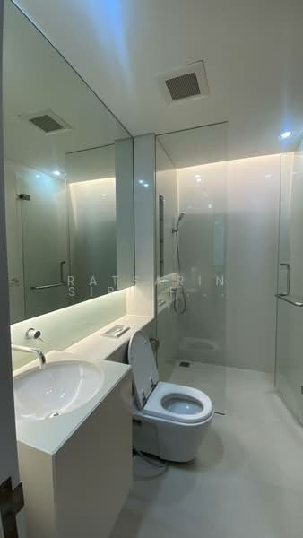 Domus 18, Bangkok, Soi Sukhumvit 18, Khlong Toei, Khlong Toei, Bangkok, 3 Bedrooms, 250 sqm, Condo For Rent, by Ratsarin Sirinipaspong, 500147707 - DDproperty.com