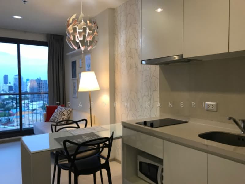Rhythm Sukhumvit 42, Bangkok, Soi Sukhumvit 42, Sukhumvit Road, Phra Kanong, Khlong Toei, Bangkok, 1 Bedroom, 35 sqm, Condo For Rent, by Patraporn Kansri, 500147714 - DDproperty.com