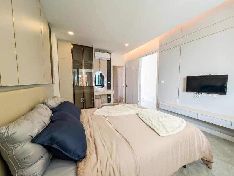 Luxury 5 bedroom Villa for Sale in East Pattaya, Chon Buri (Pattaya), Bang Lamung, Bang Lamung (Pattaya), Chon Buri (Pattaya), 5 Bedrooms, 418 sqm, Villa For Sale, by PLC Real Estate, 500147715 - DDproperty.com