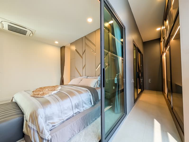 Luxury 5 bedroom Villa for Sale in East Pattaya, Chon Buri (Pattaya), Bang Lamung, Bang Lamung (Pattaya), Chon Buri (Pattaya), 5 Bedrooms, 418 sqm, Villa For Sale, by PLC Real Estate, 500147715 - DDproperty.com