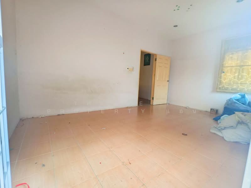 หมู่บ้านนาราทิพย์ กระทุ่มแบน, Samut Sakhon, Khlong Madua, Krathum Baen, Samut Sakhon, 2 Bedrooms, 93 sqm, Townhouse For Sale, by The Best Property แอน, 500147758 - DDproperty.com