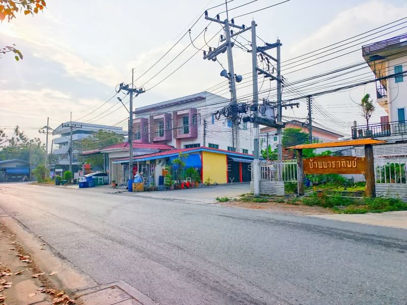 หมู่บ้านนาราทิพย์ กระทุ่มแบน, สมุทรสาคร, คลองมะเดื่อ, กระทุ่มแบน, สมุทรสาคร, 93 ตร.ม., ทาวน์เฮ้าส์ ขาย, โดย The Best Property แอน, 500147758 - DDproperty.com