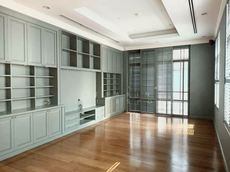 Baan Sansiri Sukhumvit 67, Bangkok, 32 Soi Sukhumvit 67, Phra Kanong Nua, Watthana, Bangkok, 3 Bedrooms, 600 sqm, Single Detached House For Rent, by Ratsarin Sirinipaspong, 500147759 - DDproperty.com