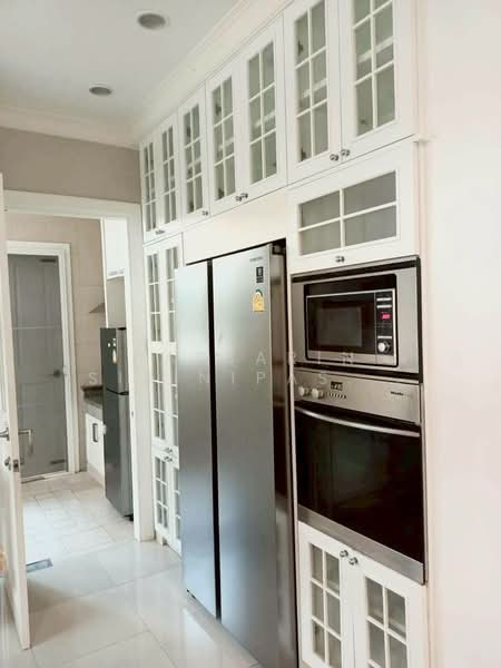 Baan Sansiri Sukhumvit 67, Bangkok, 32 Soi Sukhumvit 67, Phra Kanong Nua, Watthana, Bangkok, 3 Bedrooms, 600 sqm, Single Detached House For Rent, by Ratsarin Sirinipaspong, 500147759 - DDproperty.com