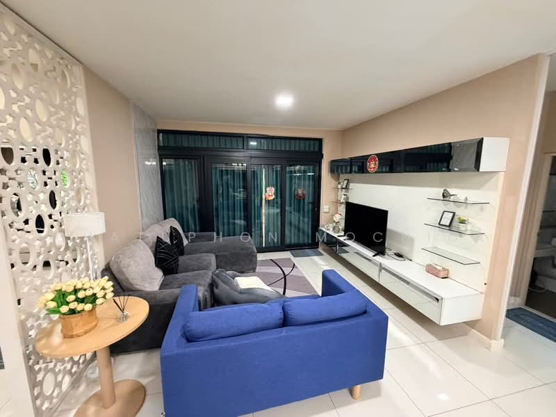 Manthana Rama 9-Srinakarin, Bangkok, 50 Krungthep Kreetha Road, Hua Mak, Bang Kapi, Bangkok, 4 Bedrooms, 350 sqm, Single Detached House For Sale, by Chatuphon Mochida, 500147793 - DDproperty.com