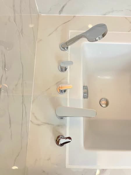 Oriental Residence : โอเรียนเต็ล เรสซิเดนซ์, กรุงเทพ, 110 ถนนวิทยุ, ลุมพินี, ปทุมวัน, กรุงเทพ, 86 ตร.ม., คอนโด ให้เช่า, โดย Nakarin  Sookpaiboon, 500147798 - DDproperty.com