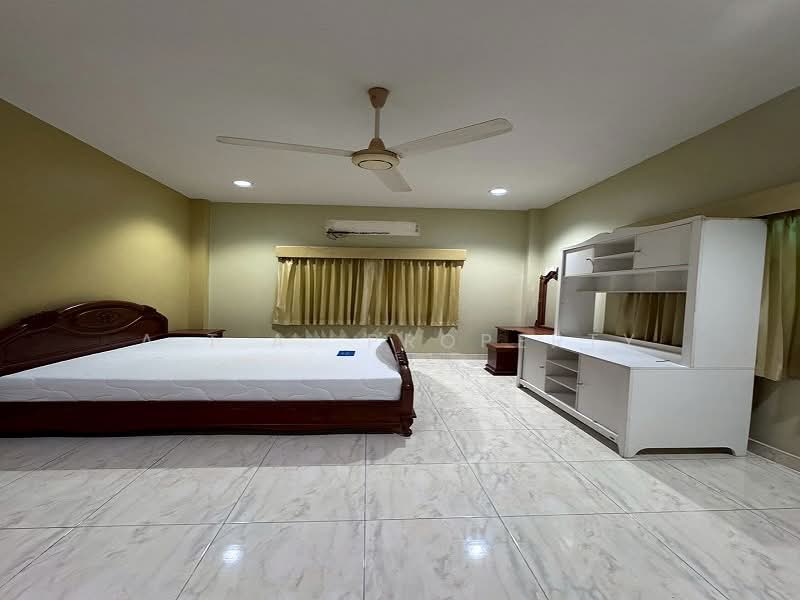 SP4 Village, Chon Buri (Pattaya), Nong Pla Lai, Bang Lamung (Pattaya), Chon Buri (Pattaya), 3 Bedrooms, 200 sqm, Single Detached House For Sale, by A.T.A. Property, 500147819 - DDproperty.com