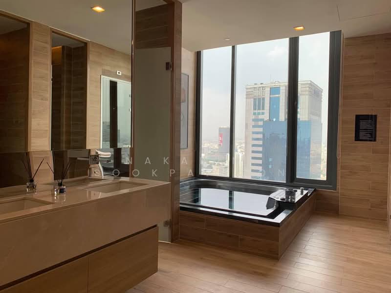 The Esse Asoke, Bangkok, 333 Soi Sukhumvit 21, Sukhumvit Road, Khlongtoei Nua, Watthana, Bangkok, 1 Bedroom, 48 sqm, Condo For Rent, by Nakarin  Sookpaiboon, 500147823 - DDproperty.com