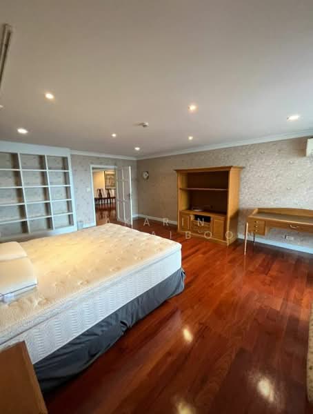 Oriental Towers, Bangkok, 25 Soi Ekkamai 12, Ekkamai Road, Khlong Tan Nua, Watthana, Bangkok, 3 Bedrooms, 315 sqm, Condo For Rent, by Nakarin  Sookpaiboon, 500147831 - DDproperty.com