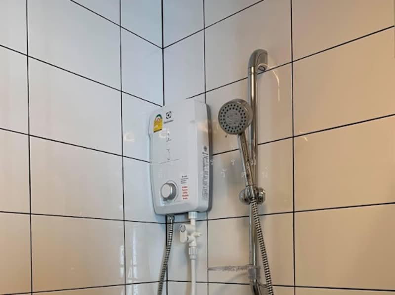 Chapter One ECO Ratchada-Huaikwang, Bangkok, Pracha Uthit Road, Huai Khwang, Huai Khwang, Bangkok, 1 Bedroom, 29 sqm, Condo For Rent, by พชรธรรม์ พลอัครวัตน์, 500147848 - DDproperty.com