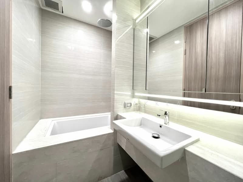 Noble BE33, Bangkok, 19 Soi Sukhumvit 33, Khlong Tan Nua, Watthana, Bangkok, 1 Bedroom, 34 sqm, Condo For Rent, by Yanisa Nakklai, 500147851 - DDproperty.com
