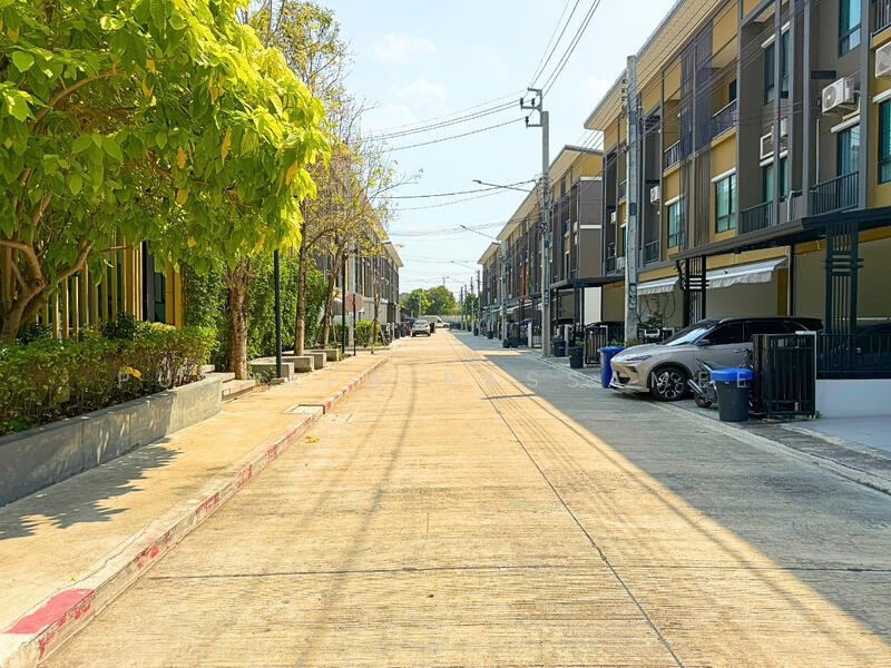 สัมมากร อเวนิว ชัยพฤกษ์-วงแหวน(Sammakorn Avenue Chaiyapruek-Wongwaen), กรุงเทพ, Sammak Road, Bang Bua Thong, ท่าแร้ง, บางเขน, กรุงเทพ, 166 ตร.ม., ทาวน์เฮ้าส์ ขาย, โดย Punpapa Rassamee, 500147862 - DDproperty.com