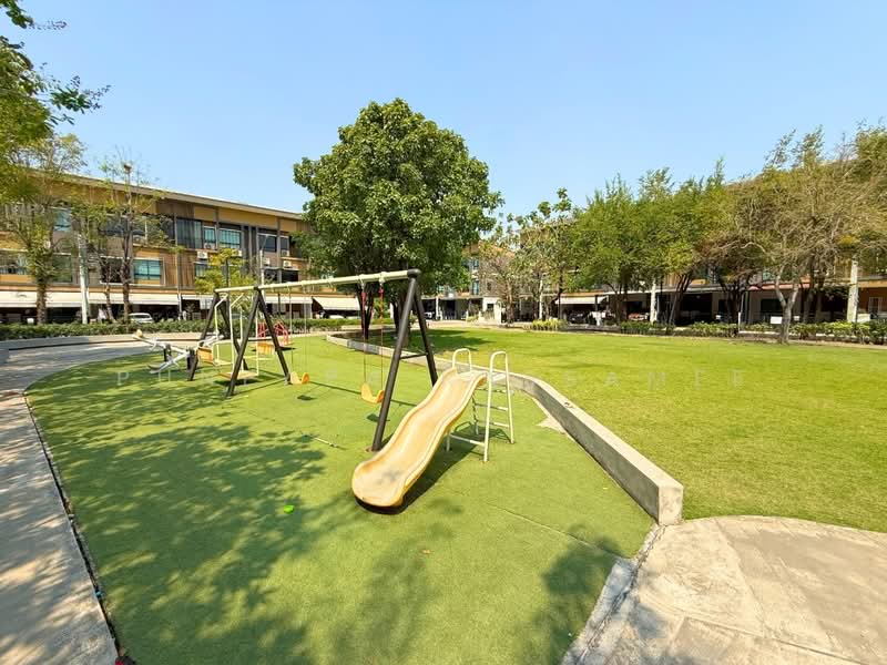 Sammakorn Avenue Chaiyapruek-Wongwaen, Bangkok, Sammak Road, Bang Bua Thong, Tha Rang, Bang Khen, Bangkok, 3 Bedrooms, 166 sqm, Townhouse For Sale, by Punpapa Rassamee, 500147862 - DDproperty.com