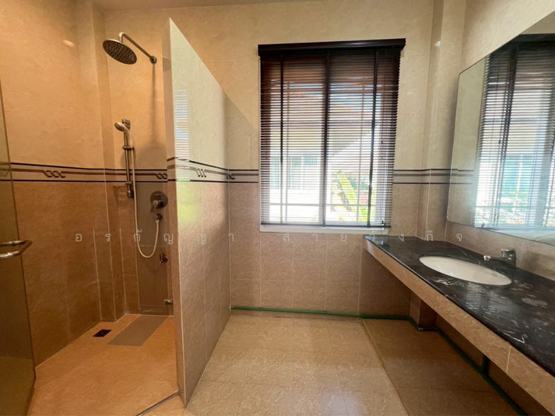 For Sale: House in The Athena Koolpunt Ville Project 14 –Beautiful Home, Like New, Ready to Move In., Chiang Mai, Pa Daet, Muang Chiang Mai, Chiang Mai, 4 Bedrooms, 330 sqm, Single Detached House For Sale, by อรกัญญา สายวังกิจ, 500147906 - DDproperty.com