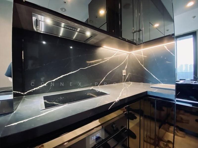 The Esse Sukhumvit 36, Bangkok, Soi Sukhumvit 36, Sukhumvit Road, Phra Kanong, Khlong Toei, Bangkok, 1 Bedroom, 38 sqm, Condo For Rent, by Connex Property, 500147915 - DDproperty.com