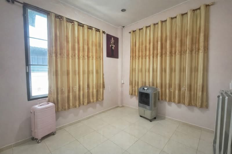 ซอยเยี่ยมรอดเงินทอง ถนนบ้านกล้วย - ไทรน้อย ตำบลไทรน้อย อำเภอไทรน้อย จังหวัด นนทบุรี 11150, Nonthaburi, บ้านกล้วย - ไทรน้อย, Sai Noi, Sai Noi, Nonthaburi, 3 Bedrooms, 152 sqm, Single Detached House For Sale, by สง่าชัย ไทรทองคำ, 500147930 - DDproperty.com