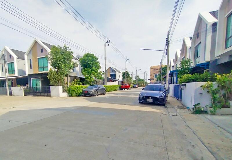 แกรนด์ วีโฮม บางนา (Grande V Home Bangna), Samut Prakan, Bang Bo, Samut Prakan, 3 Bedrooms, 150 sqm, Semi-Detached House (Twin House) For Sale, by The Best Property ชุ, 500147941 - DDproperty.com