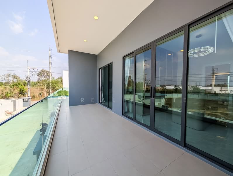 Luxury 5 bedroom Pool Villa for Sale in East Pattaya, Chon Buri (Pattaya), Bang Lamung, Bang Lamung (Pattaya), Chon Buri (Pattaya), 5 Bedrooms, 418 sqm, Villa For Sale, by PLC Real Estate, 500147982 - DDproperty.com