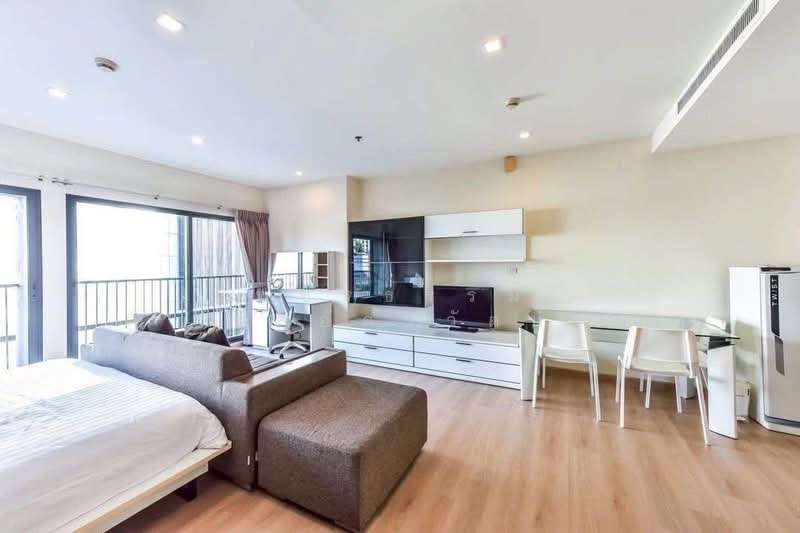 Noble Remix, Bangkok, 772 Soi Sukhumvit 36, Sukhumvit Road, Khong Tan, Khlong Toei, Bangkok, Studio, 45 sqm, Condo For Rent, by พชรธรรม์ พลอัครวัตน์, 500148004 - DDproperty.com