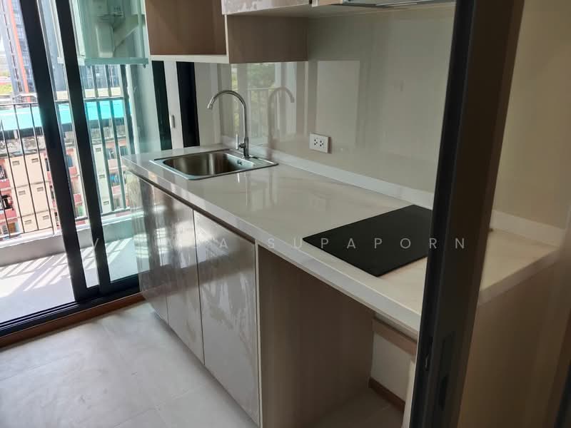The LIVIN Ramkhamhaeng, Bangkok, Ramkhamhaeng Road, Hua Mak, Bang Kapi, Bangkok, 1 Bedroom, 28 sqm, Condo For Rent, by Vipada Supaporn, 500148018 - DDproperty.com