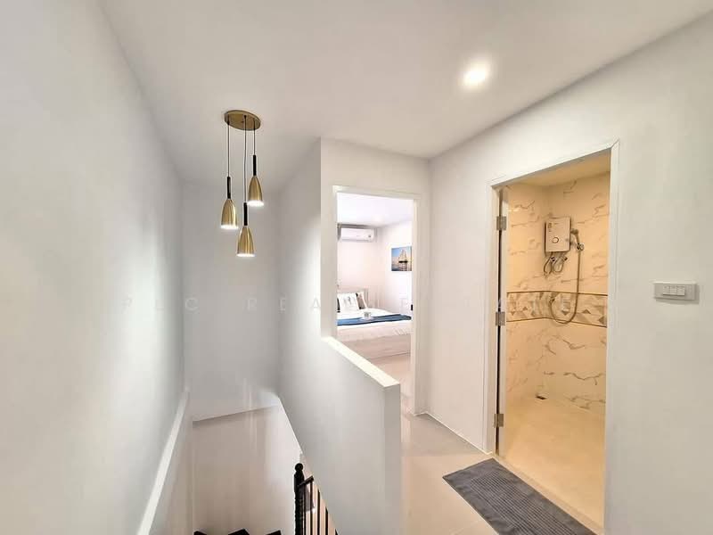 Townhouse for Sale in Huai Yai, Sukhumvit Road, Chon Buri (Pattaya), Bang Lamung, Bang Lamung (Pattaya), Chon Buri (Pattaya), 2 Bedrooms, 64 sqm, Townhouse For Sale, by PLC Real Estate, 500148074 - DDproperty.com