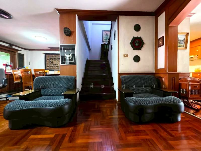 Sri Krung Village Rama 3, Bangkok, Chong Nonsi, Yan Nawa, Bangkok, 4 Bedrooms, 200 sqm, Townhouse For Sale, by Lalida Phiangsungnoen, 500148093 - DDproperty.com