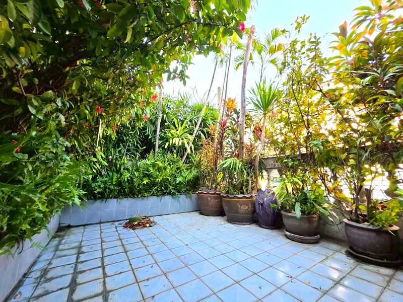 Sri Krung Village Rama 3, Bangkok, Chong Nonsi, Yan Nawa, Bangkok, 4 Bedrooms, 200 sqm, Townhouse For Sale, by Lalida Phiangsungnoen, 500148093 - DDproperty.com