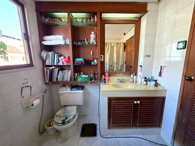 Sri Krung Village Rama 3 : บ้านศรีกรุง พระราม 3, กรุงเทพ, ช่องนนทรี, ยานนาวา, กรุงเทพ, 200 ตร.ม., ทาวน์เฮ้าส์ ขาย, โดย ลลิดา เผียงสูงเนิน, 500148093 - DDproperty.com