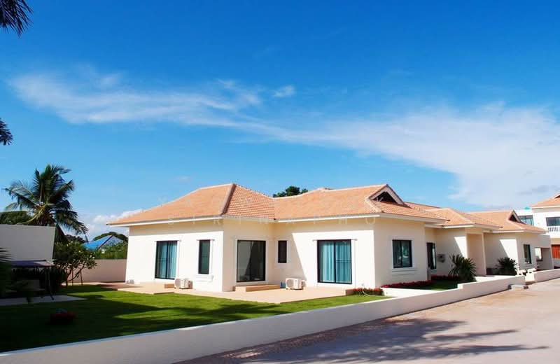 Santa Maria, Chon Buri (Pattaya), Tambon Pong, Poong, Bang Lamung (Pattaya), Chon Buri (Pattaya), 4 Bedrooms, 400 sqm, Single Detached House For Sale, by Yaowaluck Sirinapho, 500148100 - DDproperty.com