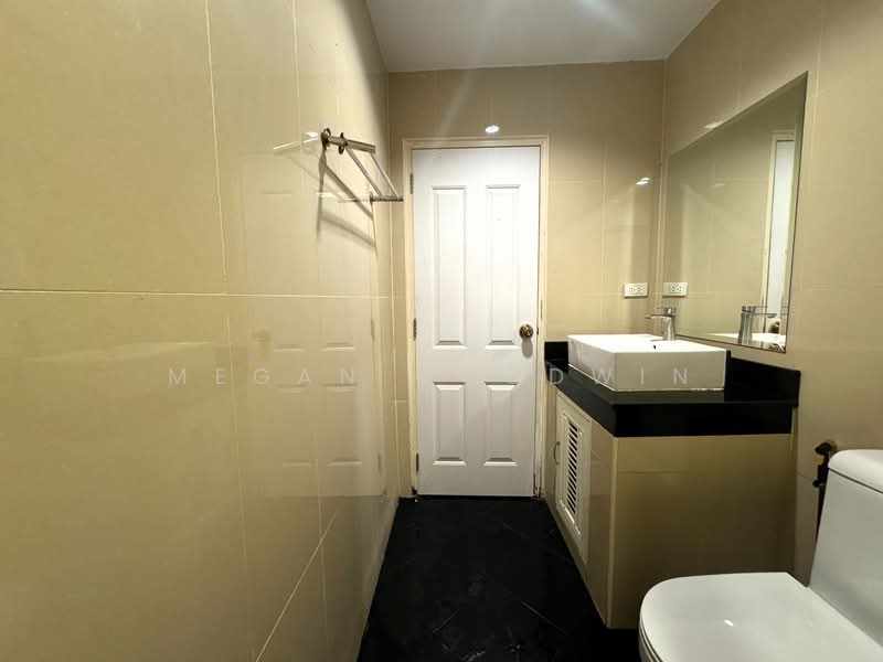 New Nordic VIP 3 : นิว นอร์ดิค วีไอพี 3, ชลบุรี, Soi Phra Tamnak 4, Phra Tamnak Road, หนองปรือ, บางละมุง, ชลบุรี, 31 ตร.ม., คอนโด ขาย, โดย Megan Goodwin, 500148148 - DDproperty.com