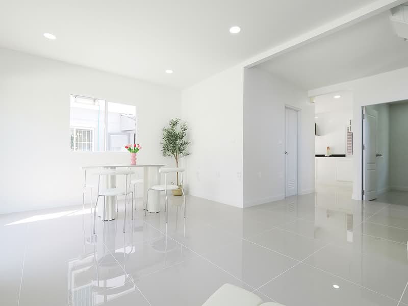 ม.พฤกษาวิลเลจ 35 เดอะซีซัน, Pathum Thani, รังสิต-คลอง3, Khlong Sam, Khlong Luang, Pathum Thani, 4 Bedrooms, 350 sqm, Single Detached House For Sale, by wipa รุ่งธุระ, 500148166 - DDproperty.com