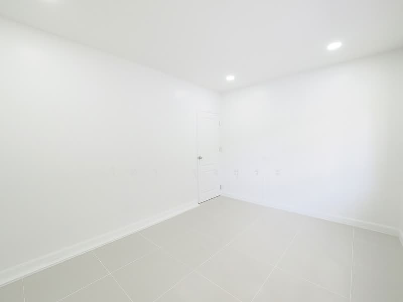 ม.พฤกษาวิลเลจ 35 เดอะซีซัน, Pathum Thani, รังสิต-คลอง3, Khlong Sam, Khlong Luang, Pathum Thani, 4 Bedrooms, 350 sqm, Single Detached House For Sale, by wipa รุ่งธุระ, 500148166 - DDproperty.com