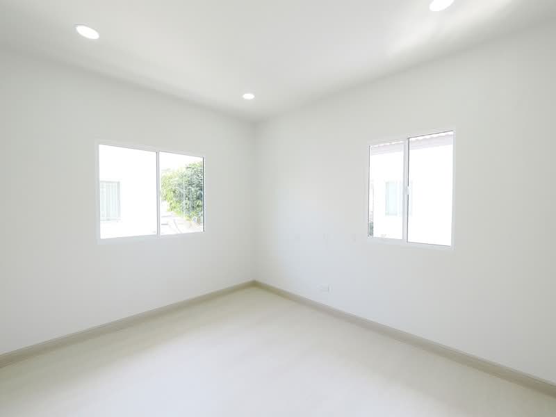 ม.พฤกษาวิลเลจ 35 เดอะซีซัน, Pathum Thani, รังสิต-คลอง3, Khlong Sam, Khlong Luang, Pathum Thani, 4 Bedrooms, 350 sqm, Single Detached House For Sale, by wipa รุ่งธุระ, 500148166 - DDproperty.com