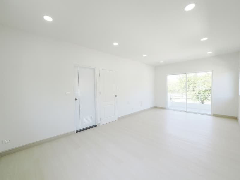 ม.พฤกษาวิลเลจ 35 เดอะซีซัน, Pathum Thani, รังสิต-คลอง3, Khlong Sam, Khlong Luang, Pathum Thani, 4 Bedrooms, 350 sqm, Single Detached House For Sale, by wipa รุ่งธุระ, 500148166 - DDproperty.com