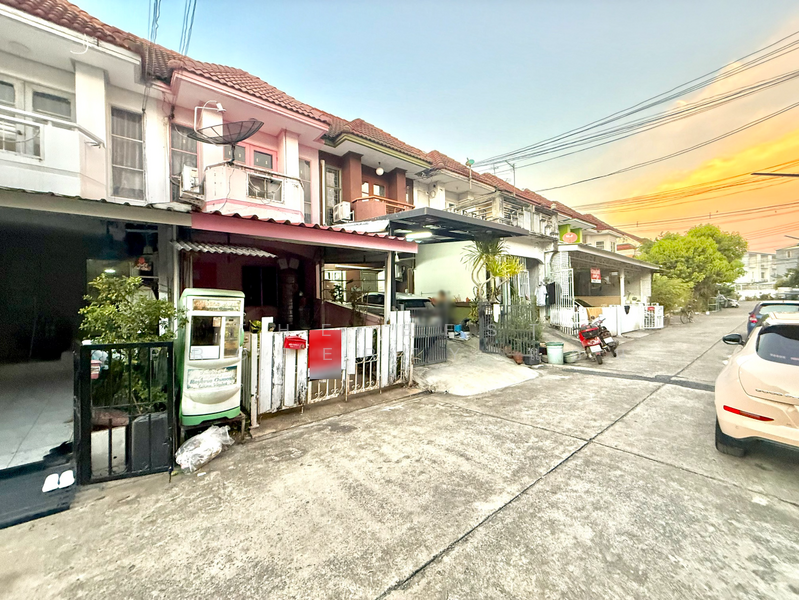 ขาย - First Home Watcharapol : เฟิสท์โฮม วัชรพล, กรุงเทพ