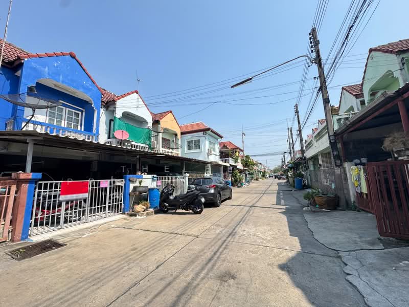 หมู่บ้านบัวแก้ว สามโคก, Pathum Thani, Ban Pa-thum, Sam Khok, Pathum Thani, 3 Bedrooms, 120 sqm, Townhouse For Sale, by The Best Property  รัตน์, 500148177 - DDproperty.com