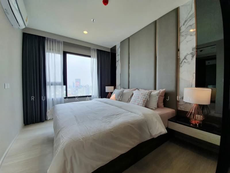 Life Asoke, Bangkok, Asoke-Dindang Road, Bang Kapi, Huai Khwang, Bangkok, 1 Bedroom, 35 sqm, Condo For Sale, by Rungkan Wijitjun, 500148178 - DDproperty.com