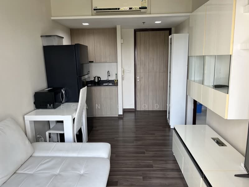 Unixx South Pattaya, Chon Buri (Pattaya), Village No. 12 163, Nong Pru, Bang Lamung (Pattaya), Chon Buri (Pattaya), 1 Bedroom, 35 sqm, Condo For Sale, by Megan Goodwin, 500148180 - DDproperty.com