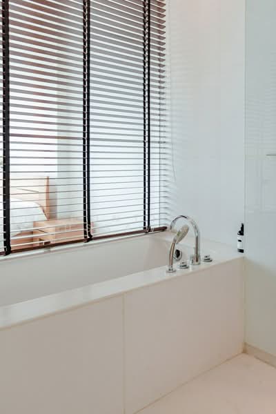 185 Rajadamri, Bangkok, 185 Rajadamri Road, Lumphini, Pathum Wan, Bangkok, 3 Bedrooms, 219 sqm, Condo For Sale, by Ponthip Ussawakongkiate, 500148198 - DDproperty.com