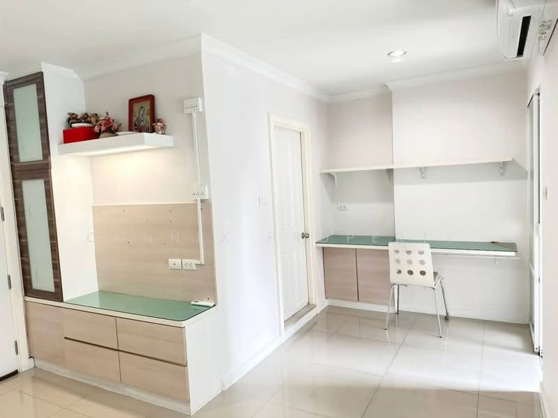 Lumpini Place Rama 9-Ratchada, Bangkok, Rama 9 Road, Huai Khwang, Huai Khwang, Bangkok, 1 Bedroom, 37 sqm, Condo For Rent, by Connex Property, 500148226 - DDproperty.com