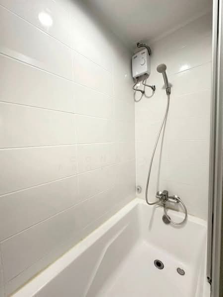 Lumpini Place Rama 9-Ratchada, Bangkok, Rama 9 Road, Huai Khwang, Huai Khwang, Bangkok, 1 Bedroom, 37 sqm, Condo For Rent, by Connex Property, 500148229 - DDproperty.com