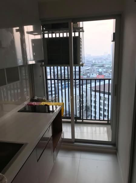 Fuse Chan-Sathorn, Bangkok, 160 Chan Road, Thung Wat Don, Sathon, Bangkok, 1 Bedroom, 30 sqm, Condo For Rent, by Praewpakar Soontawong, 500148237 - DDproperty.com