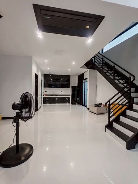 Single house Town in Town, Bangkok, Phlapphla, Wang Thonglang, Bangkok, 5 Bedrooms, 310 sqm, Single Detached House For Rent, by ปรินทร์ญาดา ชิณโชติ, 500148238 - DDproperty.com