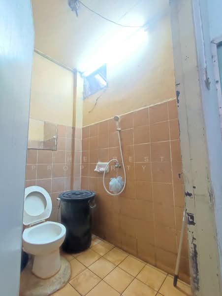 หมู่บ้านเพชรไพลิน กระทุ่มแบน, Samut Sakhon, Om Noi, Krathum Baen, Samut Sakhon, 2 Bedrooms, 120 sqm, Townhouse For Sale, by The Best Property  เจี๊ยบ, 500148257 - DDproperty.com