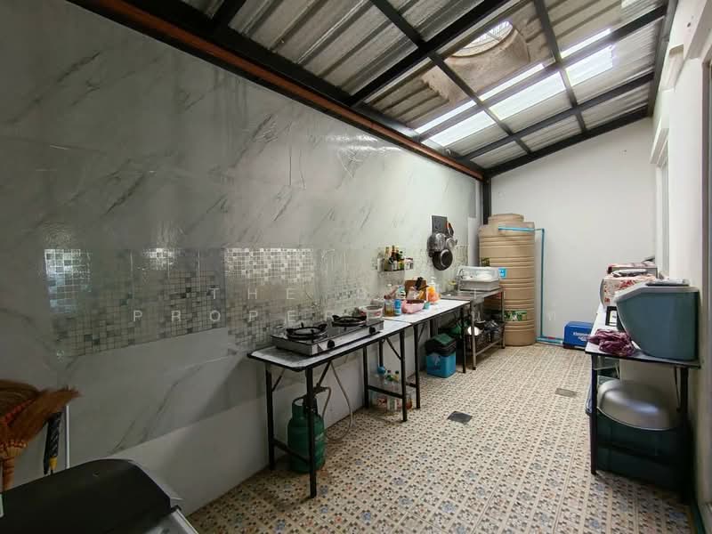 The Connect Teparak-MuangMai : เดอะ คอนเนค เทพารักษ์-เมืองใหม่, สมุทรปราการ, ถนนเทพารักษ์, บางเพรียง, บางบ่อ, สมุทรปราการ, 100 ตร.ม., ทาวน์เฮ้าส์ ขาย, โดย The Best Property นนท์, 500148269 - DDproperty.com