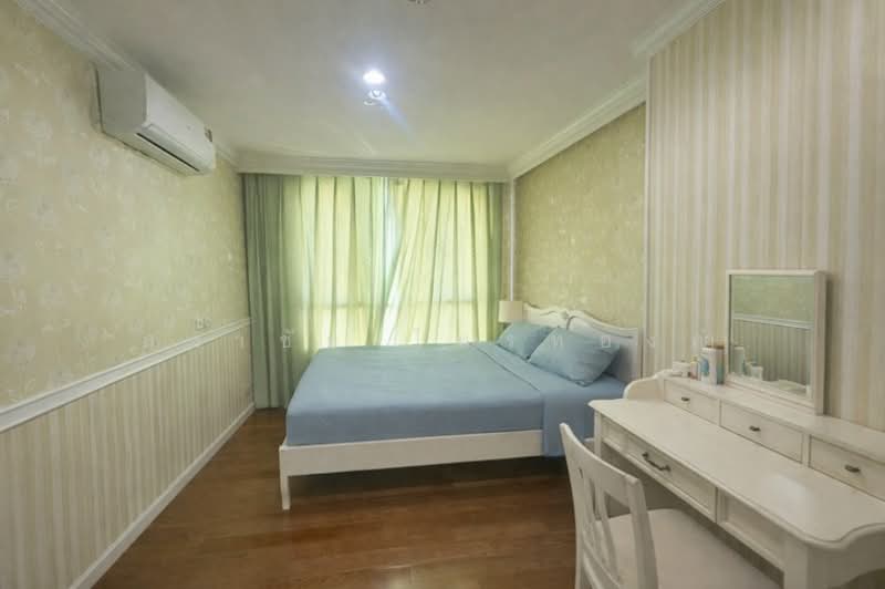 15 Sukhumvit Residences, Bangkok, Soi Sukhumvit 15, Khlongtoei Nua, Watthana, Bangkok, 3 Bedrooms, 152 sqm, Condo For Sale, by สง่าชัย ไทรทองคำ, 500148348 - DDproperty.com