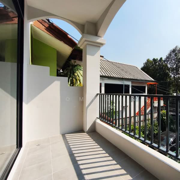 Nanthana Garden Rangsit : นันทนาการ์เด้นรังสิต, ปทุมธานี, ซอยบ้านกลาง, บ้านกลาง, เมืองปทุมธานี, ปทุมธานี, 130 ตร.ม., ทาวน์เฮ้าส์ ขาย, โดย AJHOMECENTER - คุณโต, 500148350 - DDproperty.com