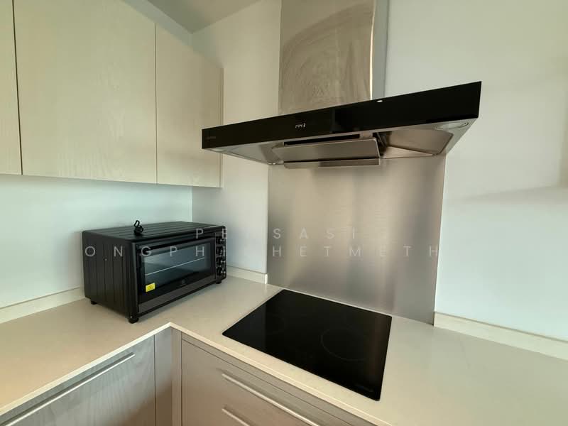 CHERN Residence, Bangkok, Khlong Tan Nua, Watthana, Bangkok, 2 Bedrooms, 100 sqm, Apartment For Rent, by Pensasi Ongphichetmetha, 500148362 - DDproperty.com