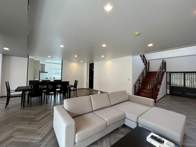 Baan Kwanta, Bangkok, 87 Sukhumvit Road, Khlong Tan Nua, Watthana, Bangkok, 4 Bedrooms, 350 sqm, Apartment For Rent, by Pensasi Ongphichetmetha, 500148370 - DDproperty.com